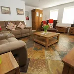 Kemp Town Mews - Parking - By Brighton Holiday Lets