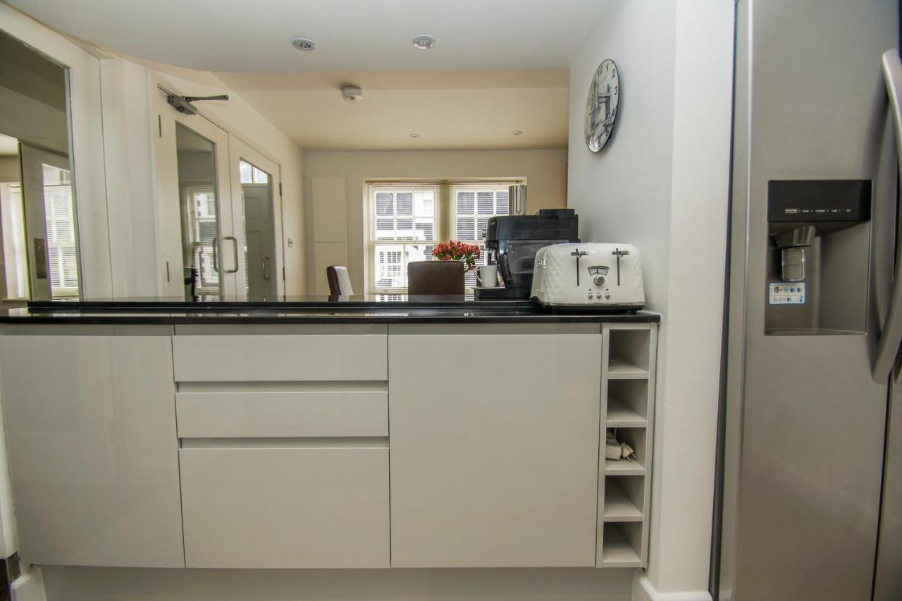Kemp Town Mews - Parking - By Brighton Holiday Lets Holiday home