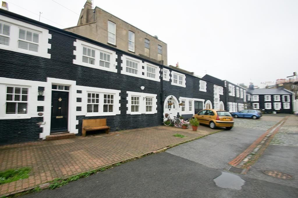 Kemp Town Mews - Parking - By Brighton Holiday Lets * Brighton